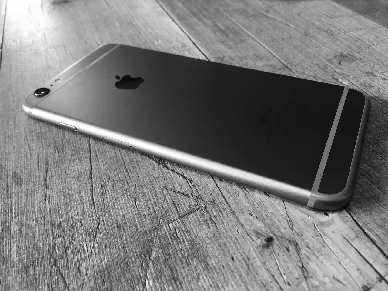 苹果停止签署iOS 17.6版本系统