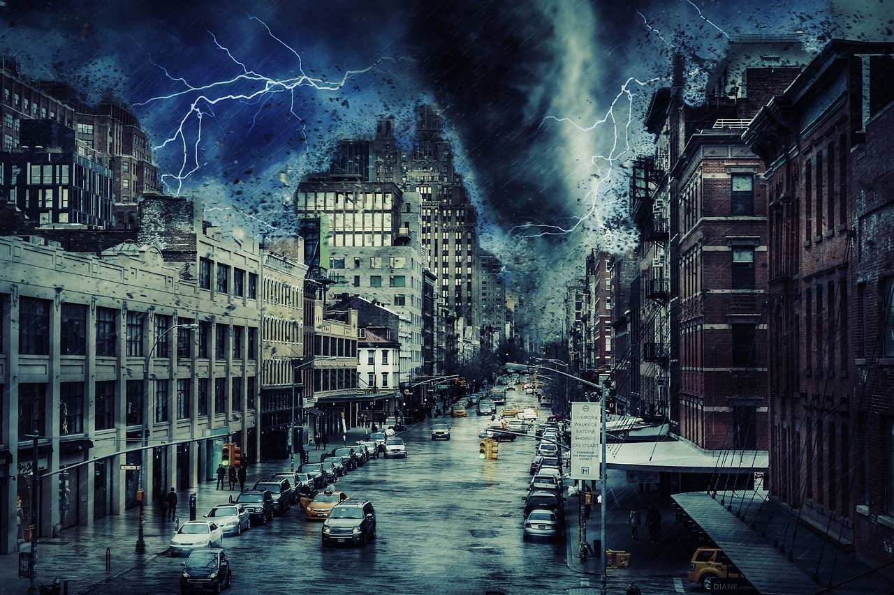 火与雷的碰撞，热火雷霆总决赛，谁将引领风暴决战总冠军之路？